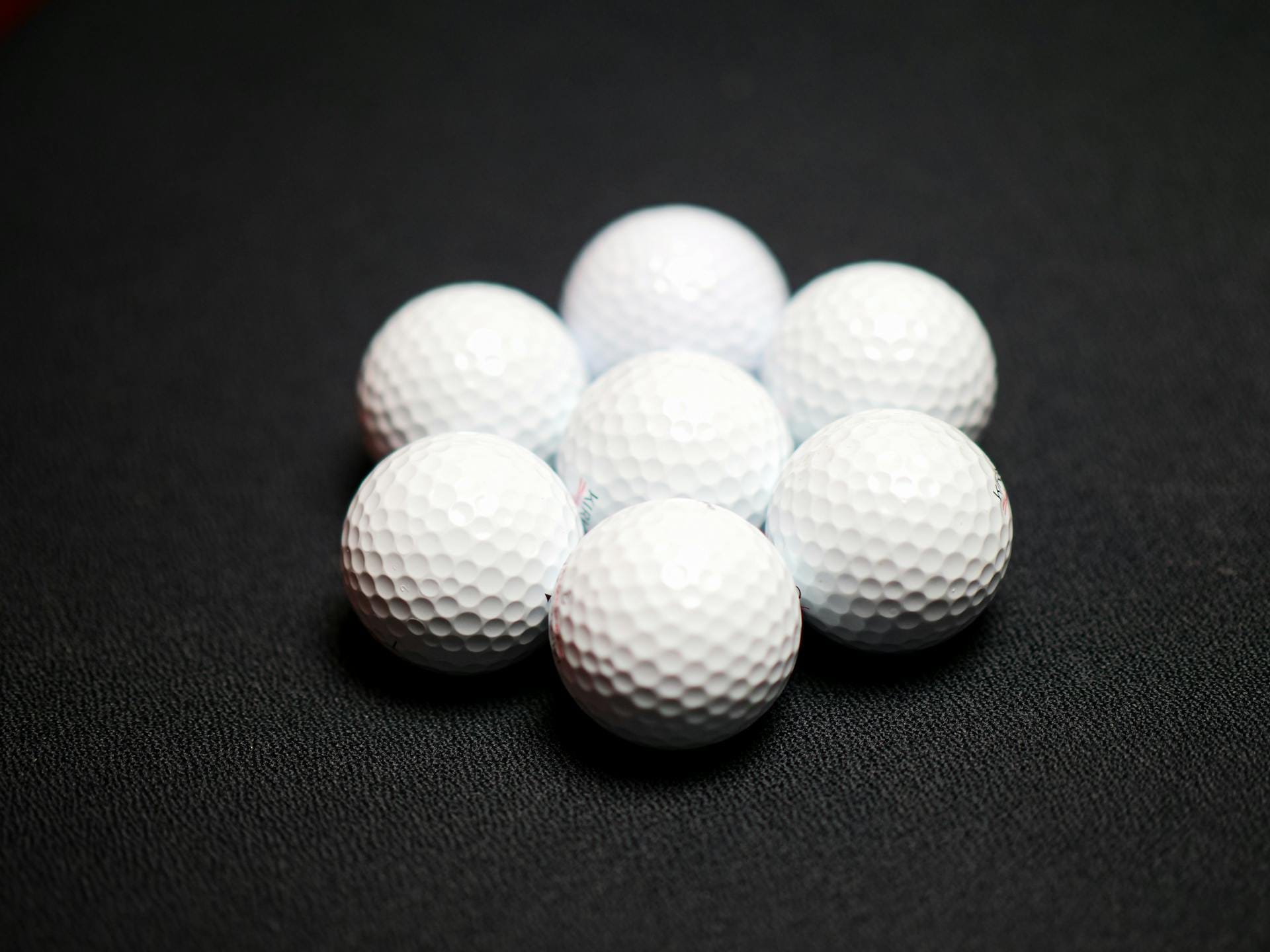 How to Choose the Right Golf Ball