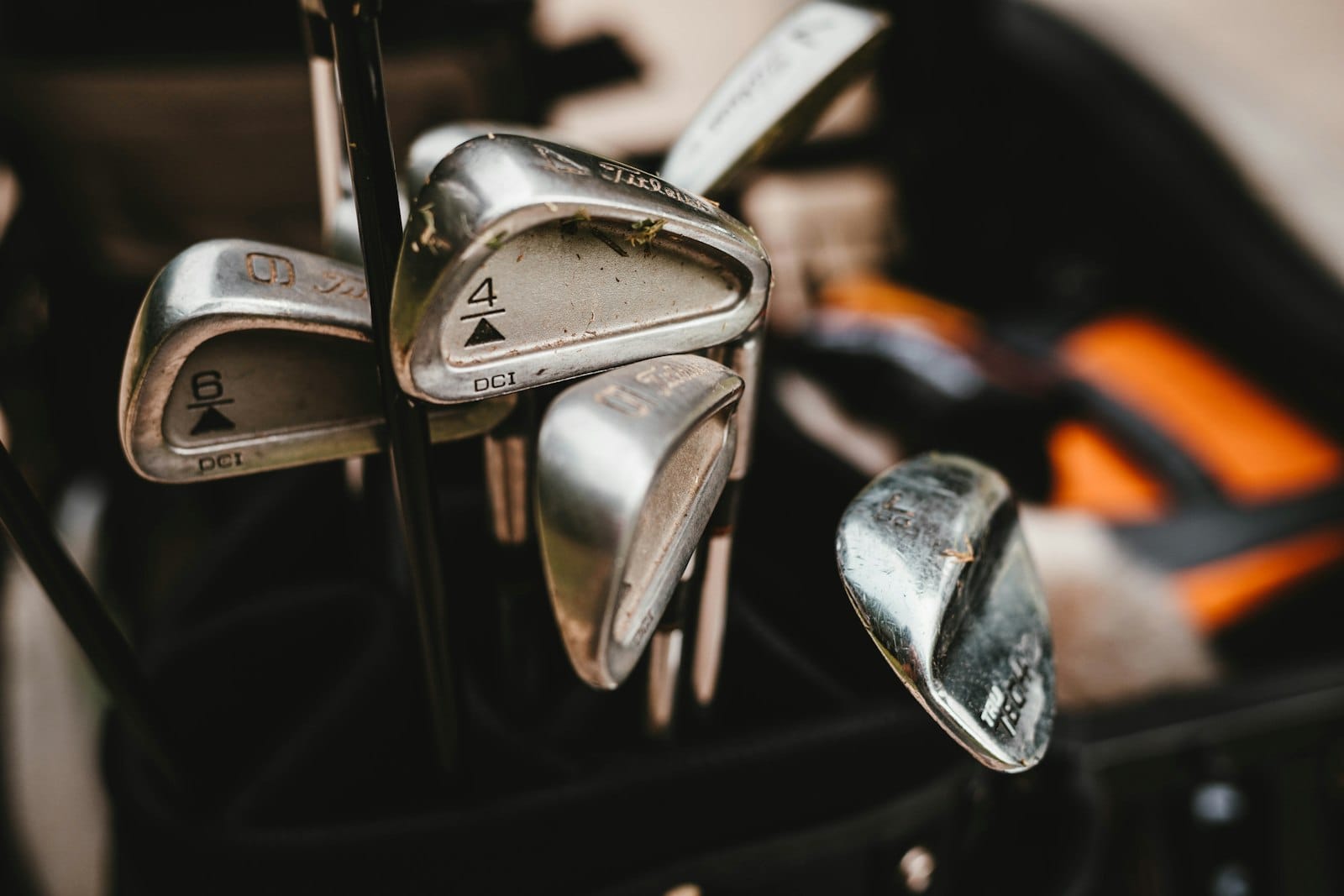 Golf Equipment for Beginners: What to Buy First