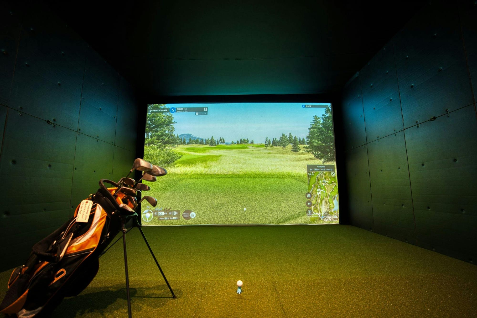 How to Set Up a Golf Simulator in Your Garage