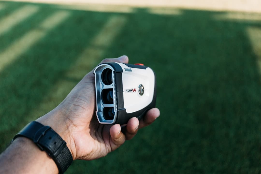 Today in Golf Tech: Bushnell Links Range to Course