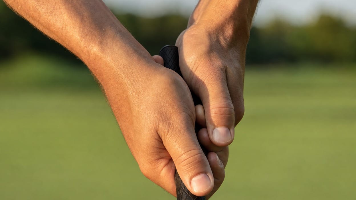 How to Grip a Golf Club: The 3 Grips and How to Pick Yours